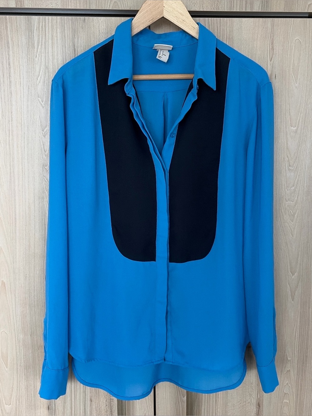 H&M Tuxedo shirt Blue & Black Button-up Blouse Women’s 12